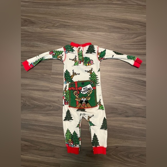 Lazy One Red and Green Kids One Piece Footie with reindeer no peeking size 12M - Picture 2 of 5